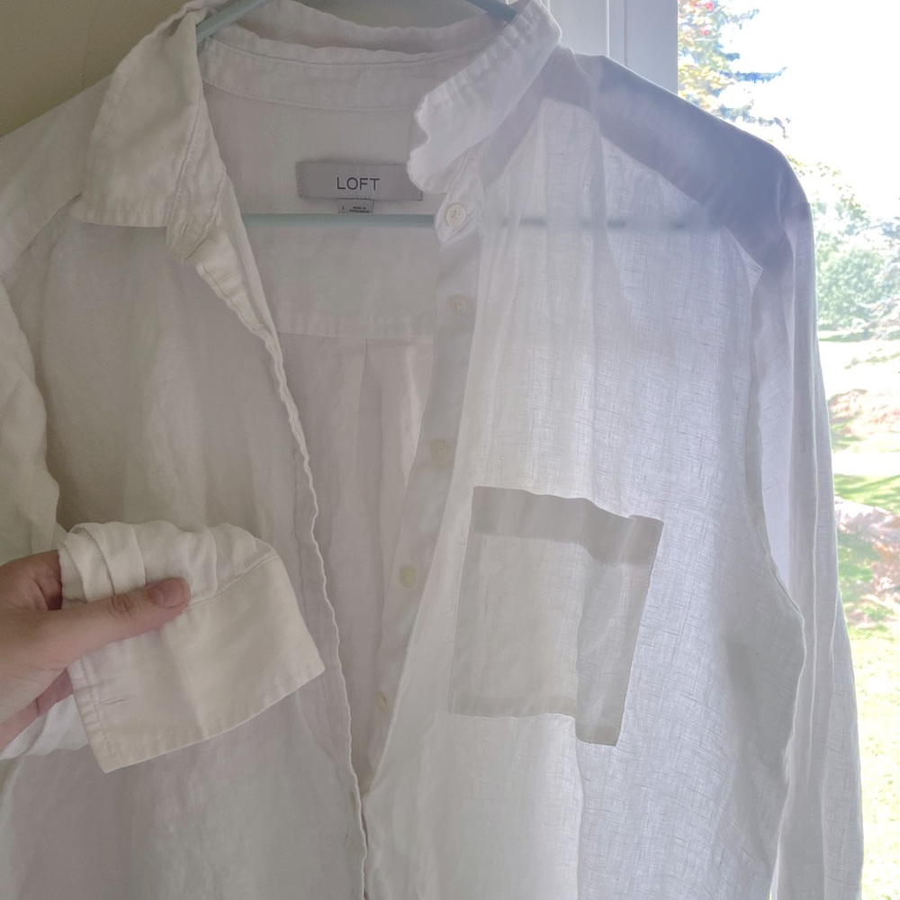 ✨LOFT✨ Linen Button Down